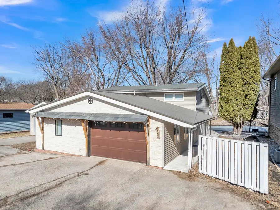 1304 Jerdee Lane, Wahpeton, IA 51351 - #2