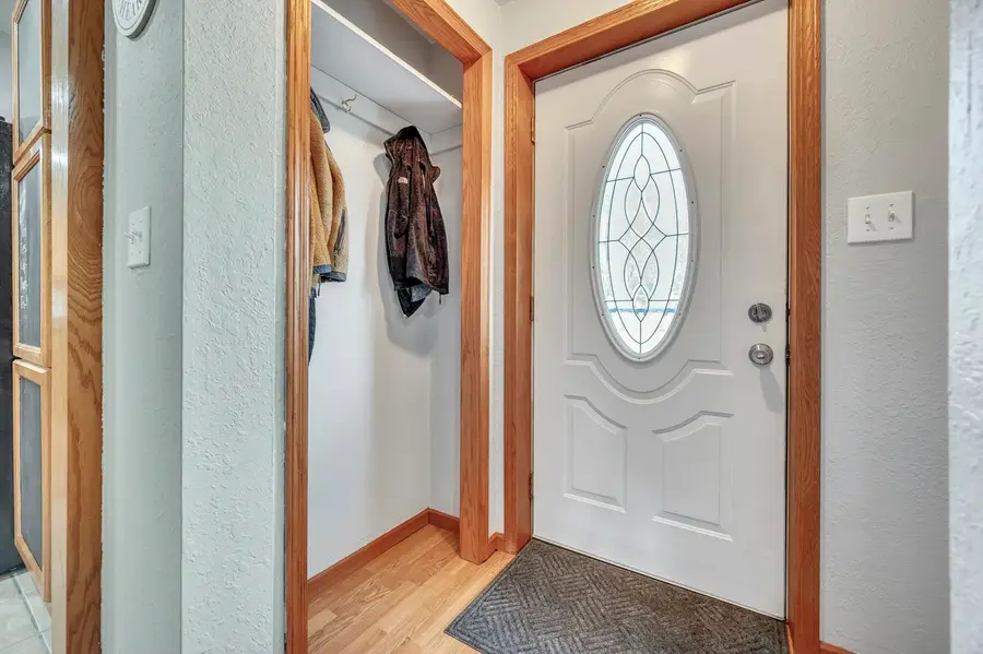 1002 7th Avenue N, Estherville, IA 51334 - #3