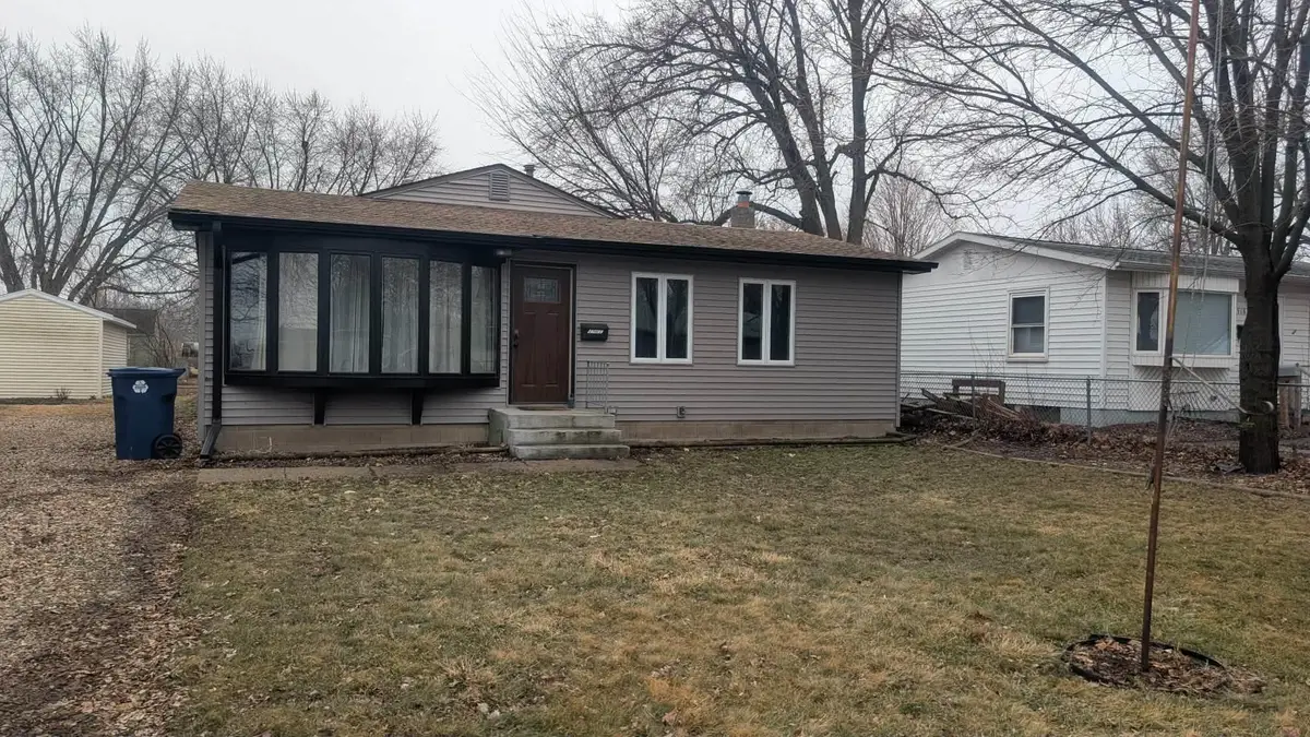 920 E 11th St, Spencer, IA 51301 - #1