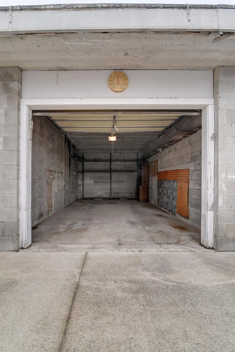 103 N 14th Street #3, Estherville, IA 51334 - #2