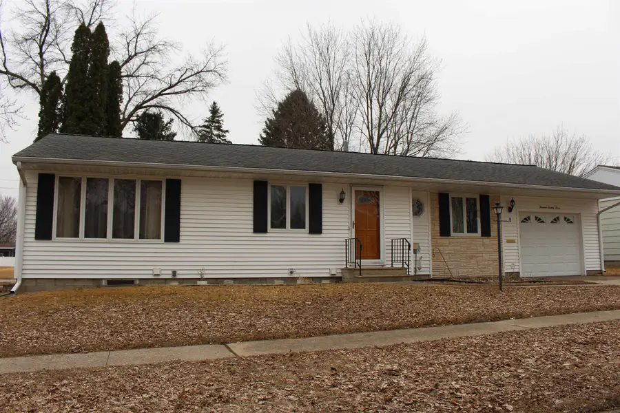 1323 Maple Street, Sac City, IA 50583 - #2