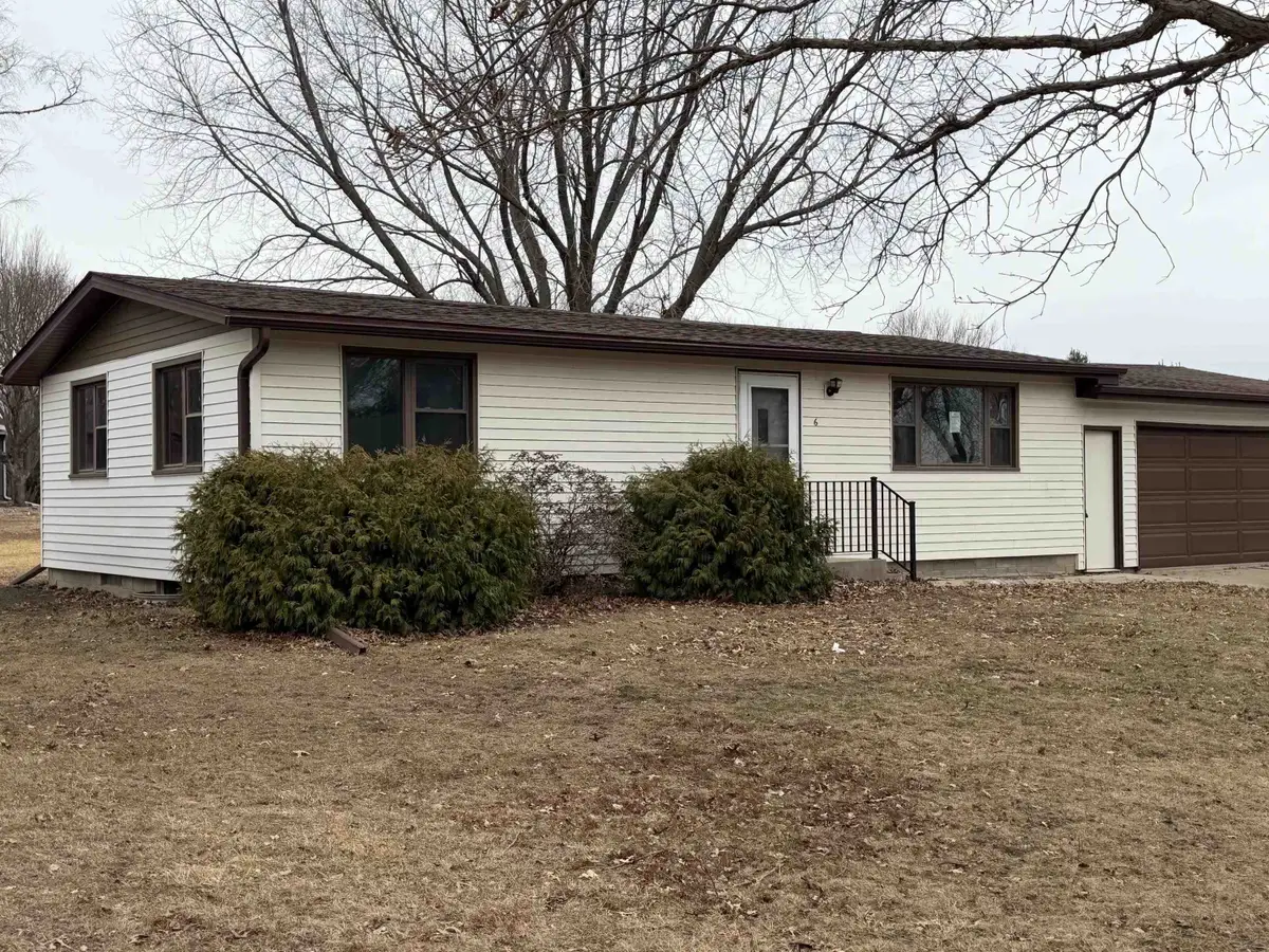 6 Grandview Boulevard, Spencer, IA 51301 - #1