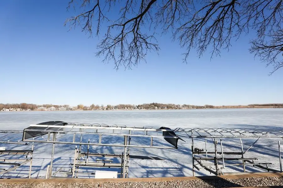 102 21st Street #6, Spirit Lake, IA 51360 - #2