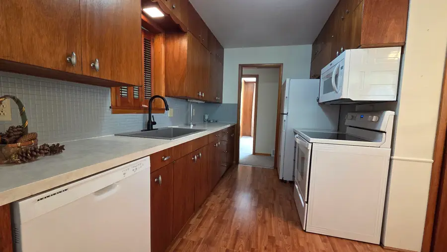 610 20th Street, Spirit Lake, IA 51360 - #3