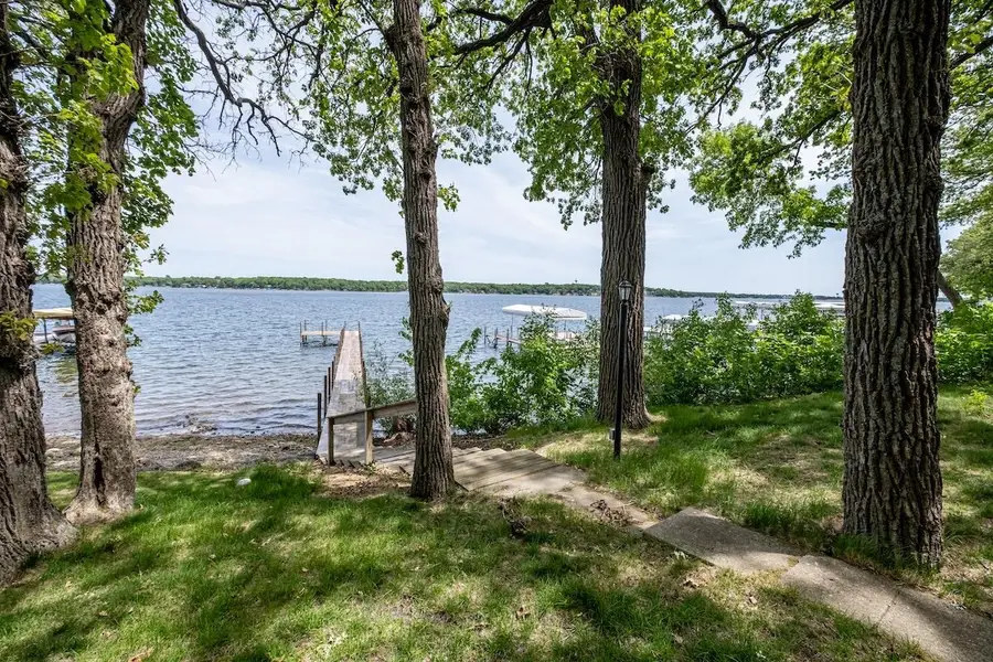 2902 Manhattan Boulevard, Wahpeton, IA 51360 - #2