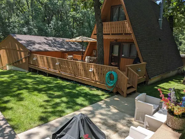 2202 Iowa Avenue, Wahpeton, IA 51351