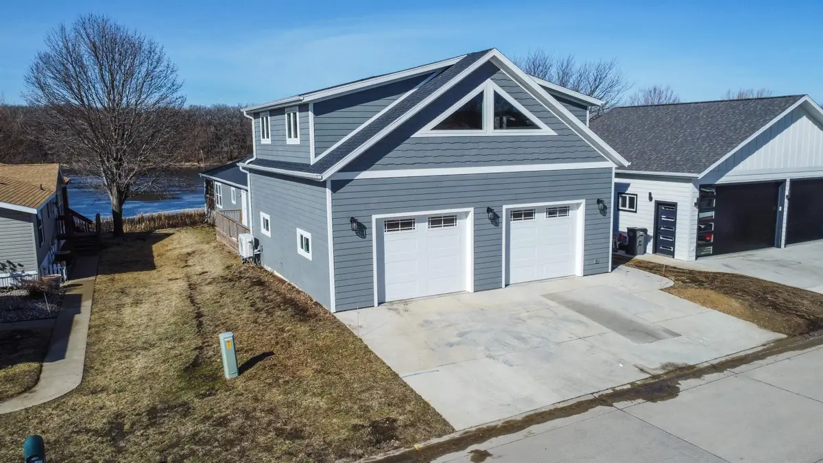 711 Sunshine Run, Arnolds Park, IA 51331 - #1