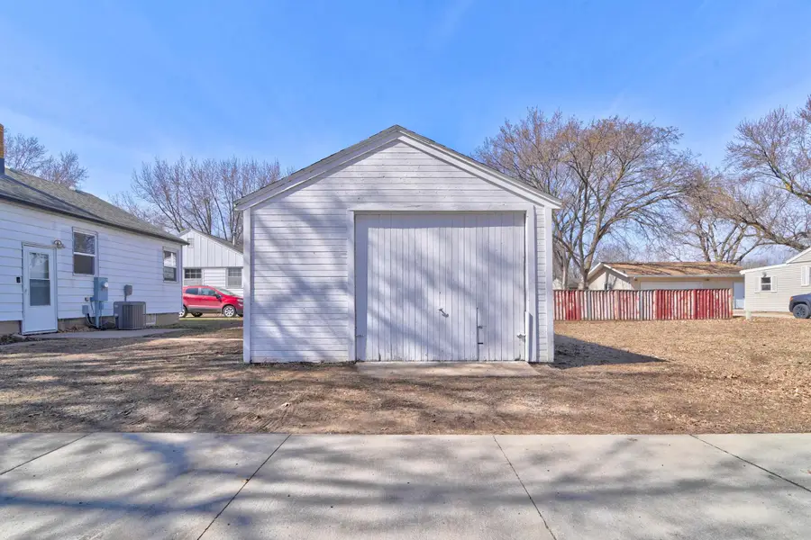 321 E 14th Street, Spencer, IA 51301 - #2