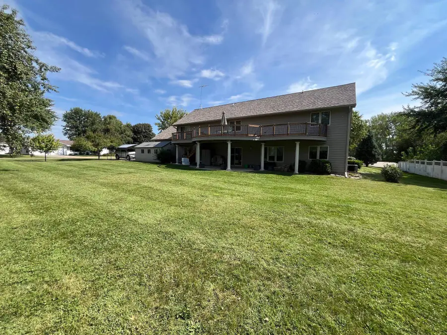 1817 10th Avenue E, Spencer, IA 51301 - #3