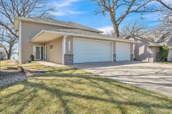 12375 253rd Avenue, Orleans, IA 51360