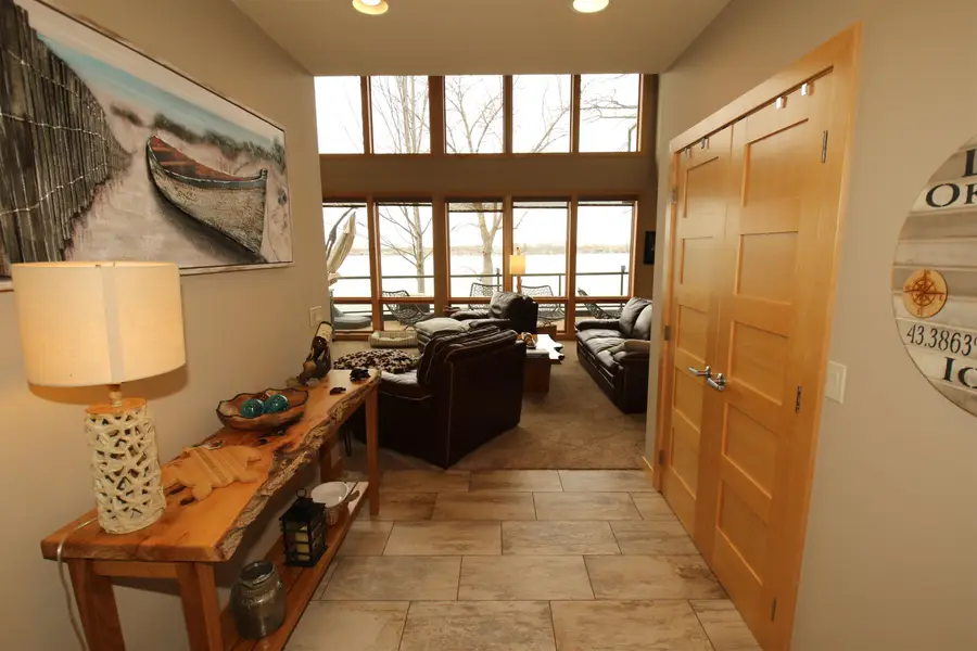 24484 182nd St, Spirit Lake, IA 51360 - #3