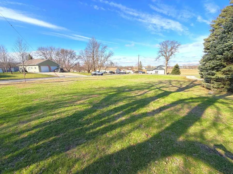 2401 24th Street, Emmetsburg, IA 50536 - #2