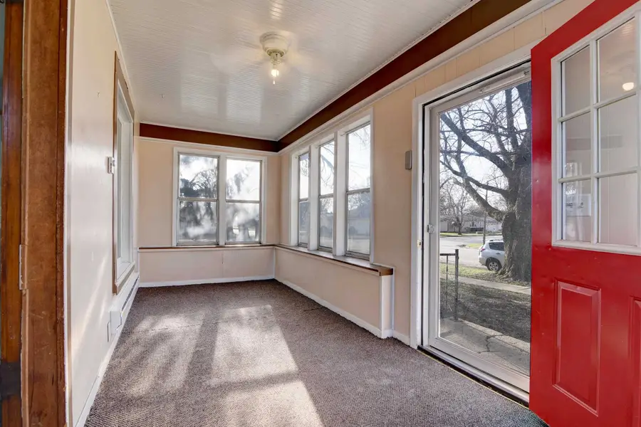 910 2nd Avenue, Armstrong, IA 50514 - #3