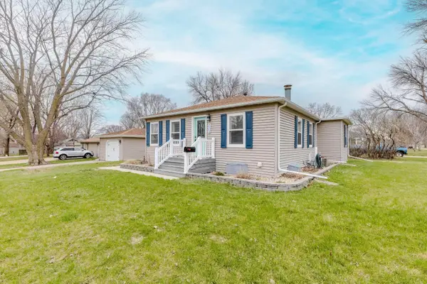 223 8th St Se, Spencer, IA 51301