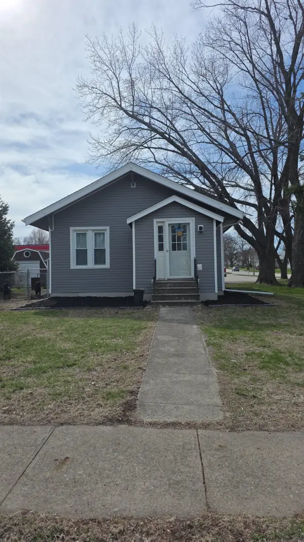 225 N Maple Street, Paullina, IA 51046