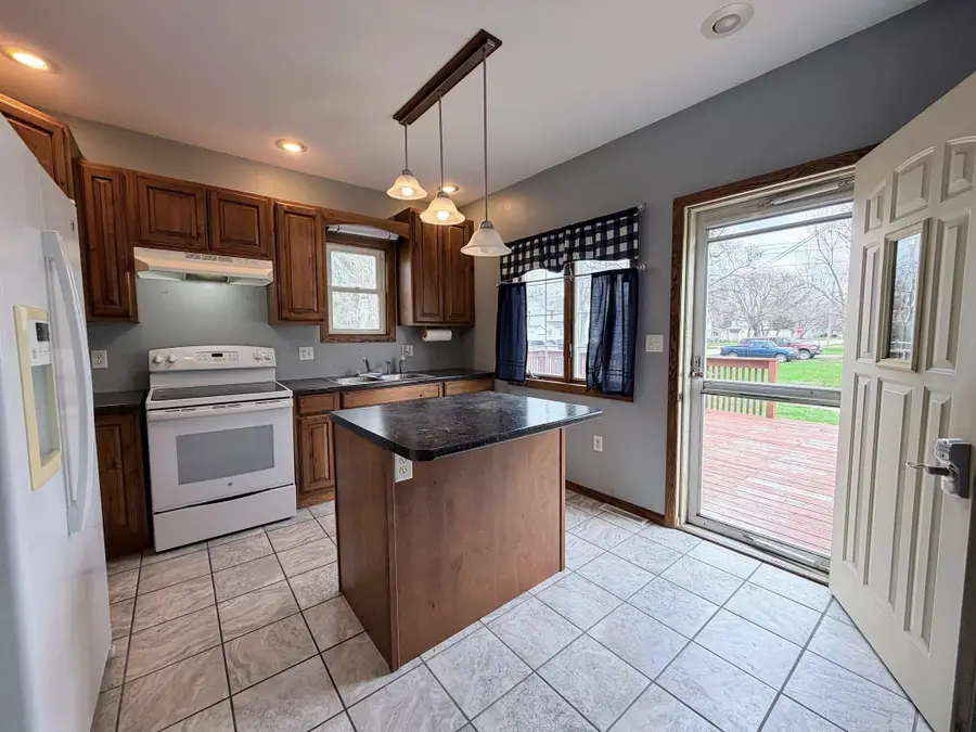 Address Withheld By Seller, Emmetsburg, IA 50536 - #2