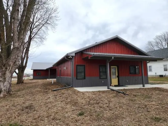 210 N 3rd Street, Mallard, IA 50562 - #2