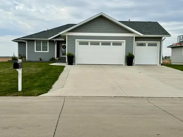 105 Nolan Drive, Emmetsburg, IA 50536