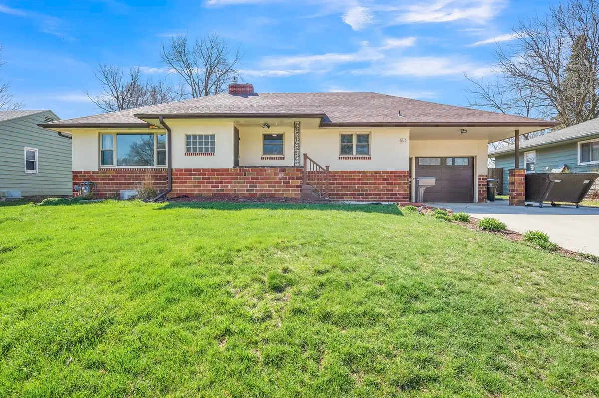 215 N 14th Street, Estherville, IA 51334 - #1