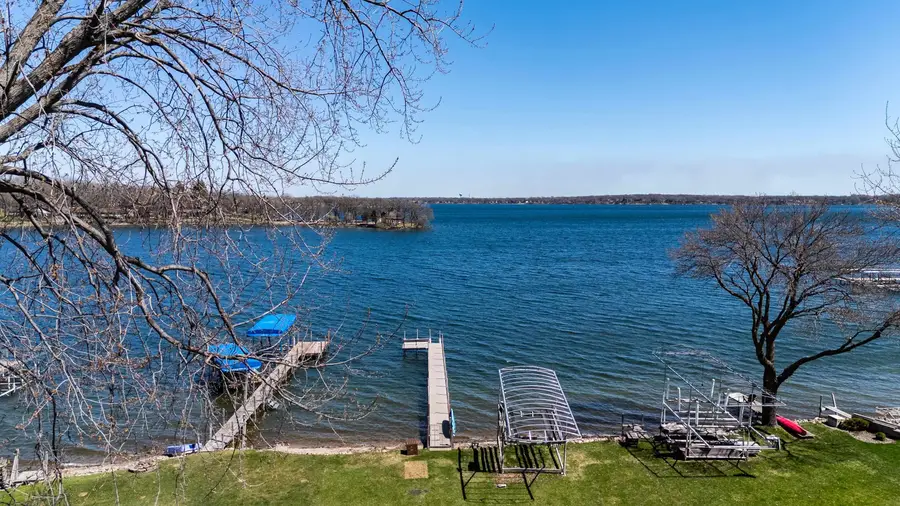 2818 Breezy Heights Dr, Milford, IA 51351 - #3