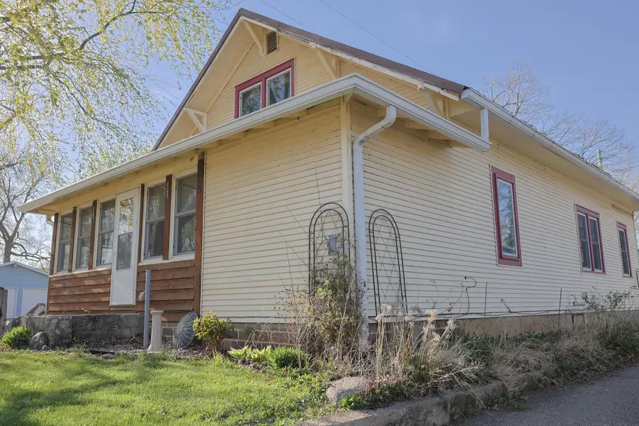 172 Iowa Street, Arnolds Park, IA 51331 - #3