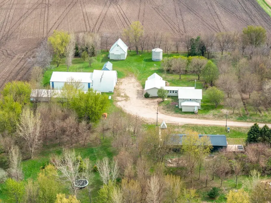 2020 330th Avenue, Terril, IA 51364 - #2
