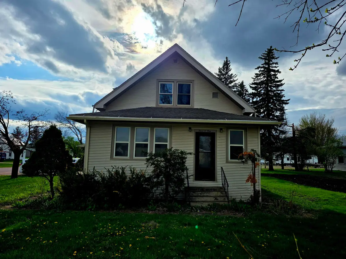 301 N Sleeper Street, Everly, IA 51338 - #1