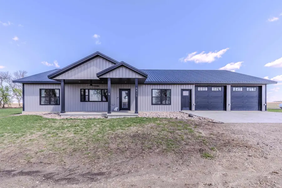 4428 180th St, George, IA 51237 - #2