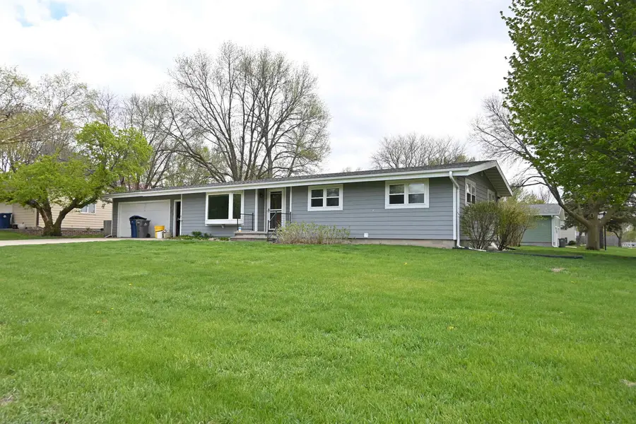 704 E 18th Street, Spencer, IA 51301 - #2