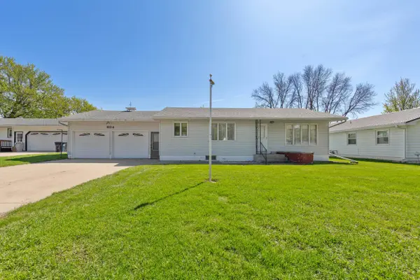 604 Adams Street Street, Armstrong, IA 50514