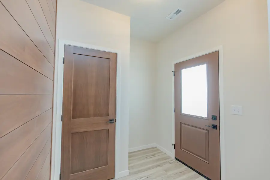 3102 Spruce Ct. #B, Spirit Lake, IA 51360 - #3