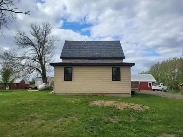 2522 235th Street, Milford, IA 51351 - #2