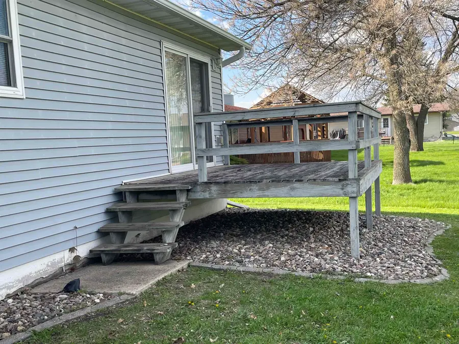 102 Golf Course Drive, Armstrong, IA 50514 - #3