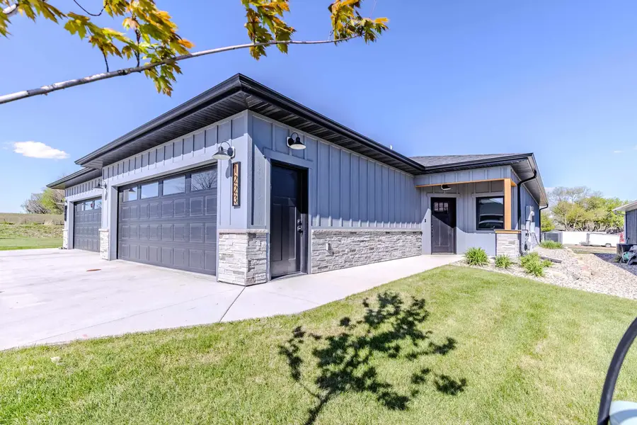 1223 Lower Loop, Arnolds Park, IA 51331 - #2