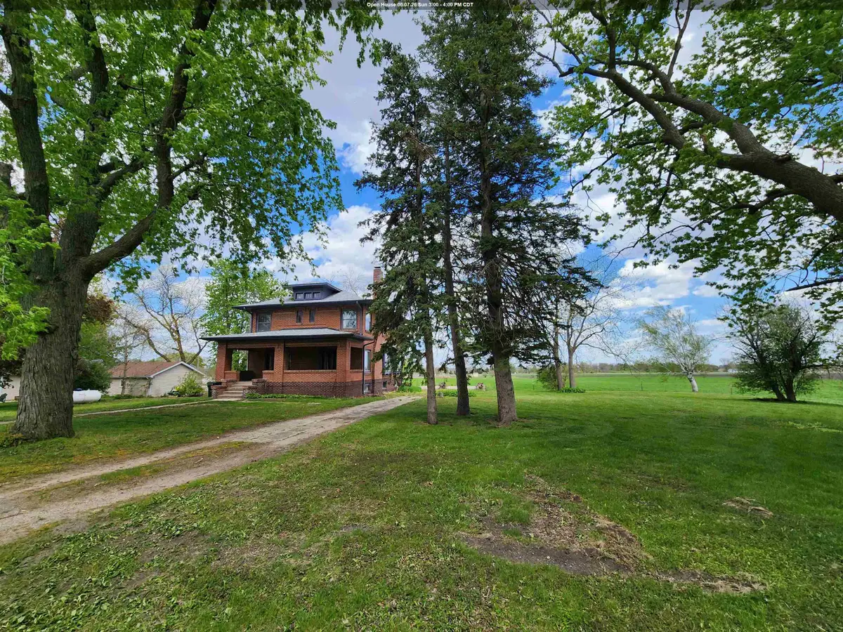 410 S 2nd Street, Mallard, IA 50562 - #1