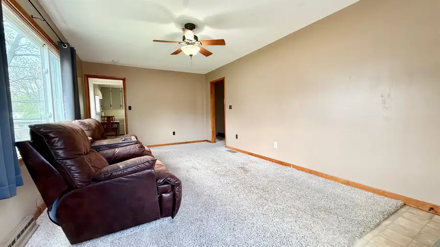 412 2nd St Road, Sioux Rapids, IA 50585 - #2