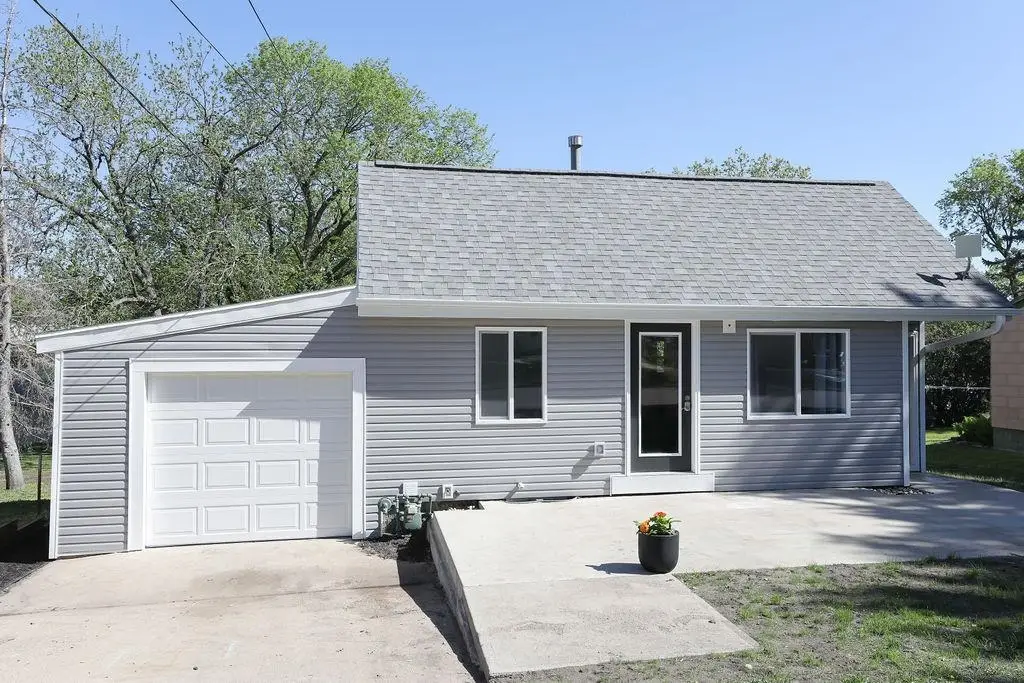 604 16th Street, Spirit Lake, IA 51360 - #1