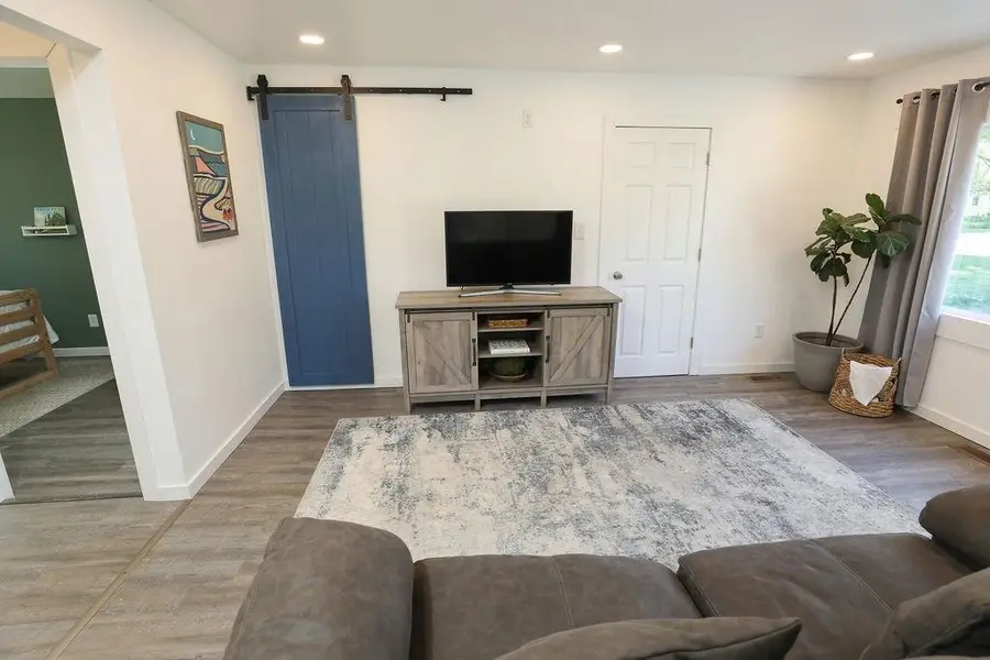 604 16th Street, Spirit Lake, IA 51360 - #2