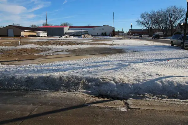 000 Lake Street, Spirit Lake, IA 51360