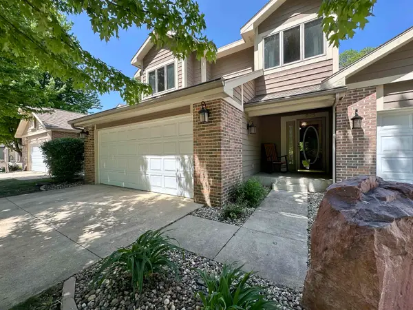 225 Emerald Meadows Drive, Arnolds Park, IA 51331