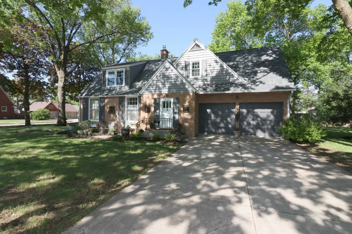 1705 1st Avenue E, Spencer, IA 51301 - #1