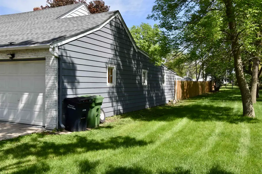 920 8th Street, Sibley, IA 51249 - #3