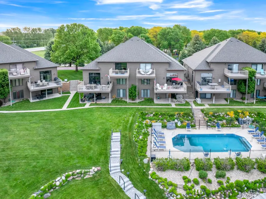 15500 Tradewind Drive N #4, Spirit Lake, IA 51360 - #2