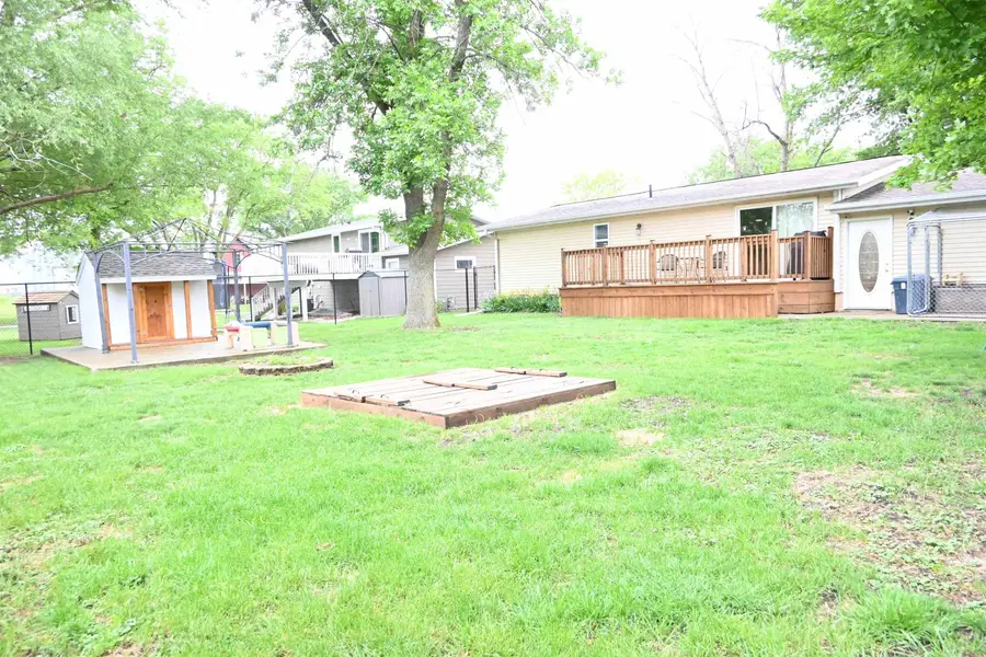809 S 7th Street, Lake View, IA 51450 - #2