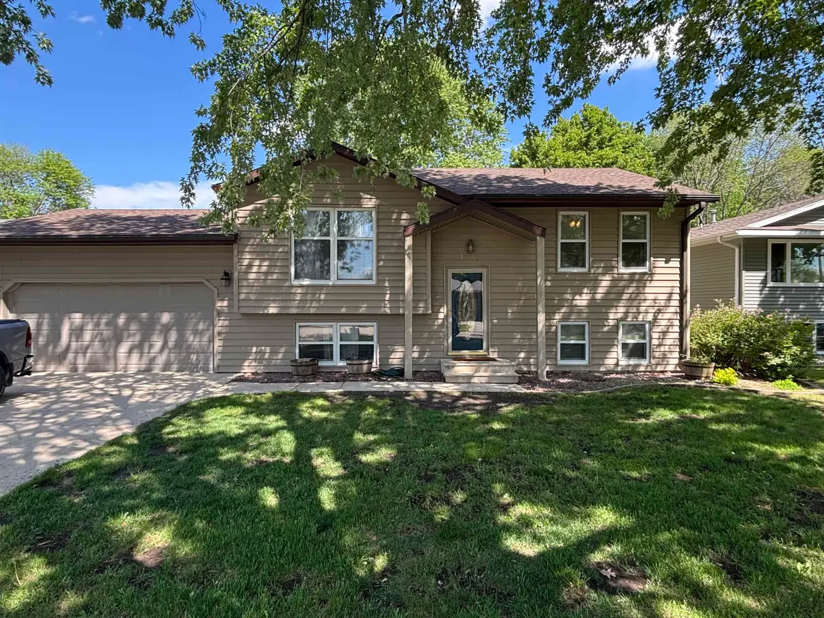 1212 14th Avenue W, Spencer, IA 51301 - #1