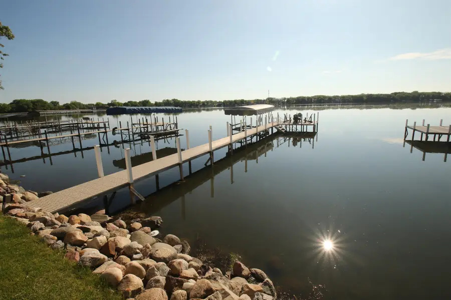 401 Hill Ave, Spirit Lake, IA 51360 - #2