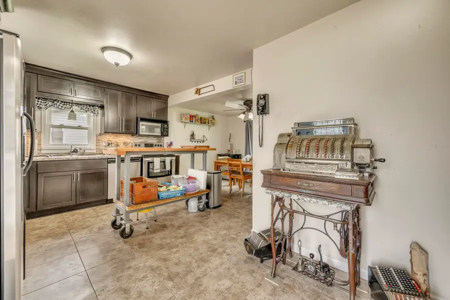 610 22nd Street, Spirit Lake, IA 51360 - #3