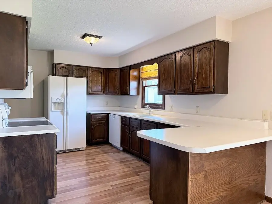 1405 11th Avenue W, Spencer, IA 51301 - #2
