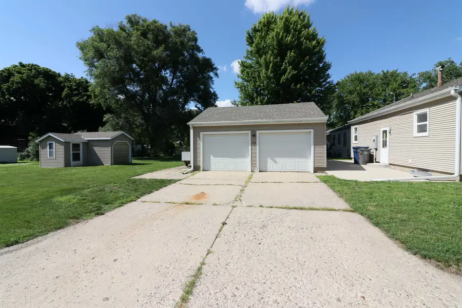 1601 3rd Avenue E, Spencer, IA 51301 - #3