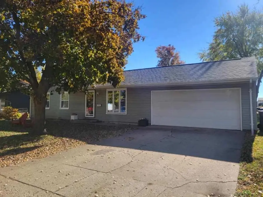 304 9th Street Sw, Spencer, IA 51301 - #2